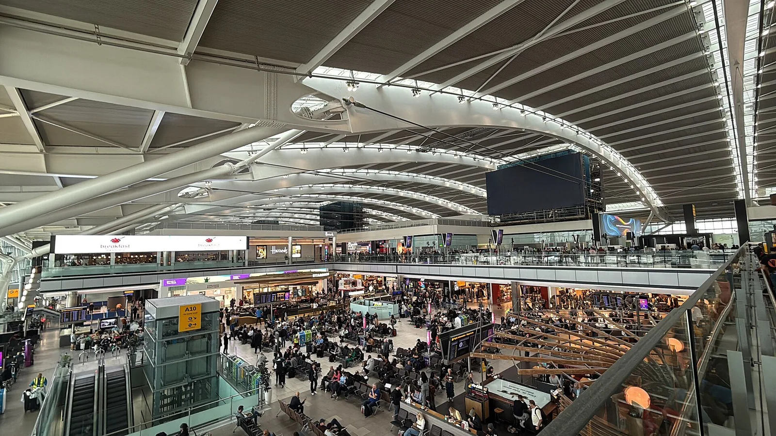 런던 히드로 공항